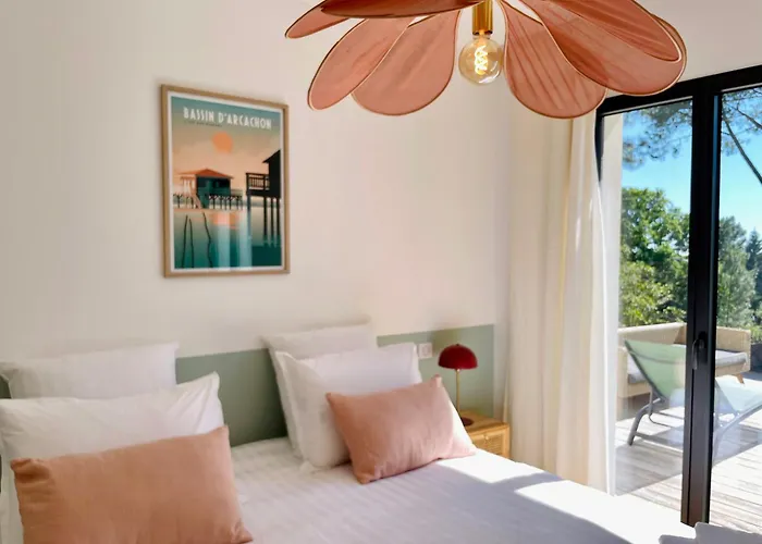 Architect House Facing The Arcachon Basin